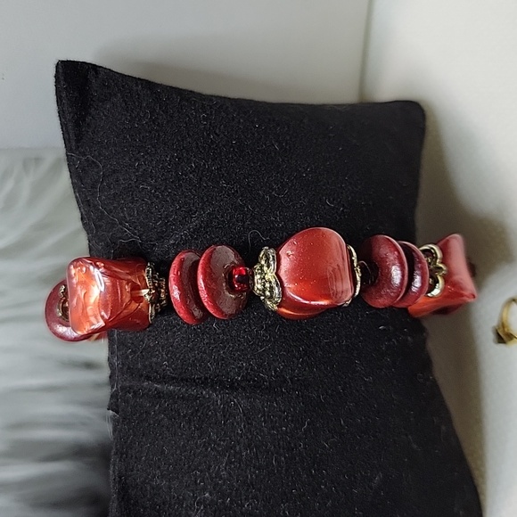 Red and Gold & Silver Jewelry Set - Picture 3 of 8